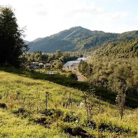 смугар * Rostoki